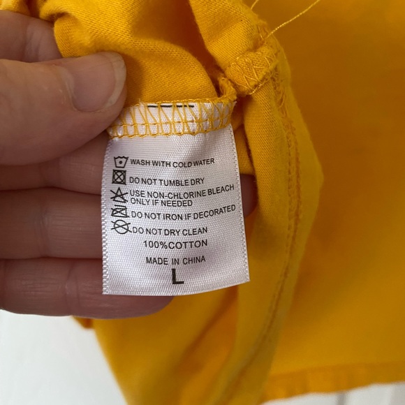 Save the Bees! 🐝100% cotton t-shirt size large - Picture 4 of 4